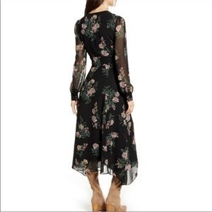 ASTR the Label Floral Long Sleeve Midi Dress size M